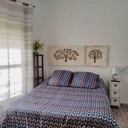 House By The River 別荘