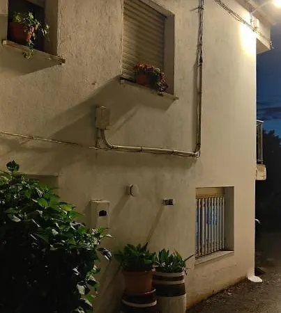 House By The River 別荘 *